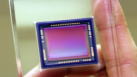 پیشرفت الهام گرفته از مار، دید حرارتی 4K را با هزینه کم به دوربینهای معمولی میآورد