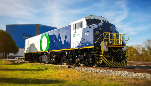 بزرگترین لوکوموتیو برقی مجهز به باتری‌های زمینی جهان در استرالیا رونمایی شد