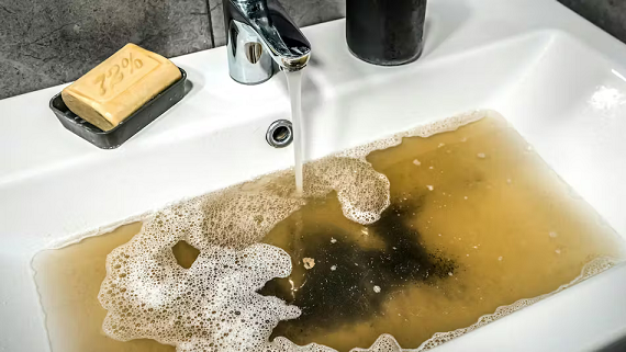 تغییر فرهنگ محل کار از حمام شروع میشود